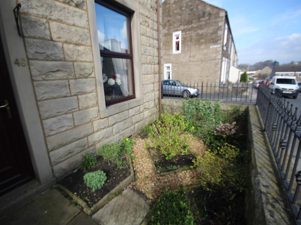 3 bedroom end terrace house For Sale in Barnoldswick - IMG_2009.jpg